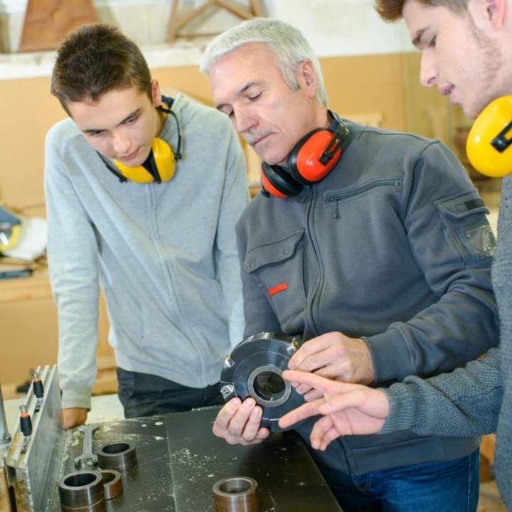 Moniteur - Éducateur (H/F) - Fondation Pluriel